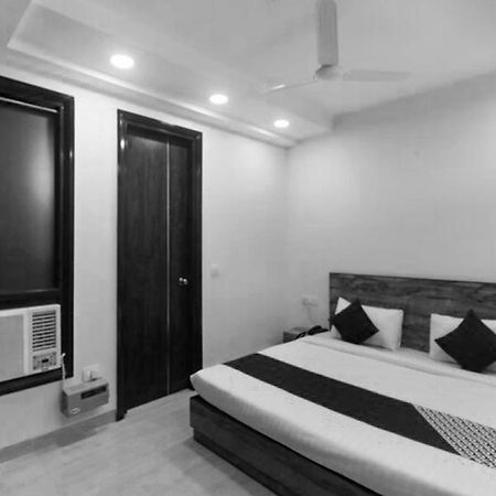 Super Hotel O Comfort Residency Near Artemis Hospital Gurgaon Eksteriør bilde