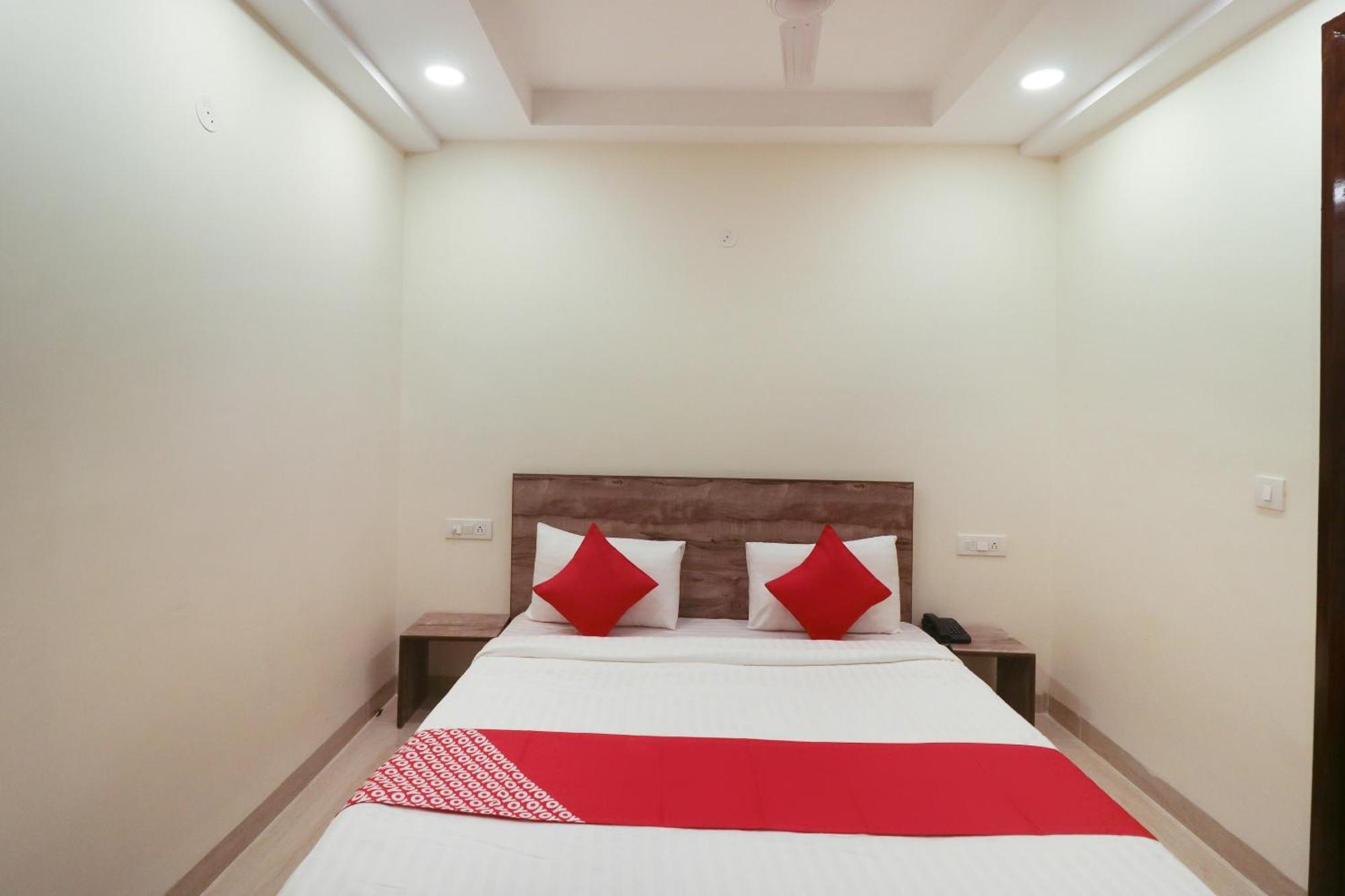 Super Hotel O Comfort Residency Near Artemis Hospital Gurgaon Eksteriør bilde