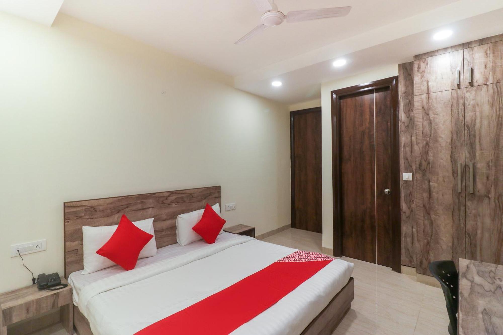 Super Hotel O Comfort Residency Near Artemis Hospital Gurgaon Eksteriør bilde